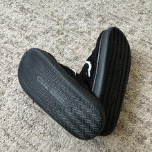 Load image into Gallery viewer, Cassidy Steer Slippers